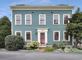 16 Goodwins Ct, Marblehead, MA 01945