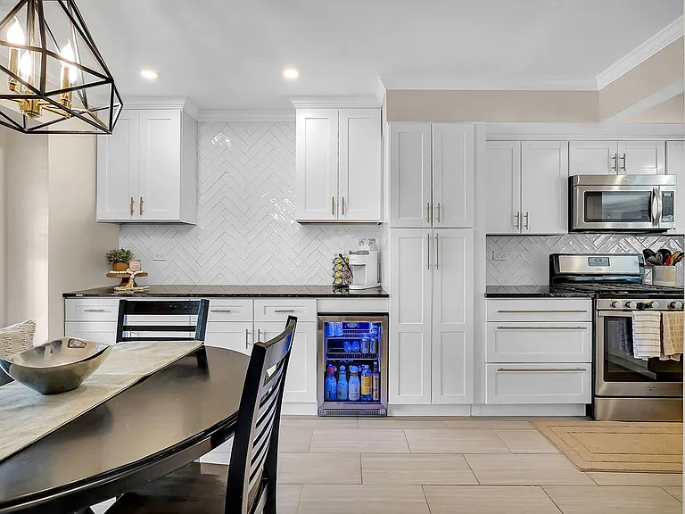 Berkhansted Ct — Photo 12
