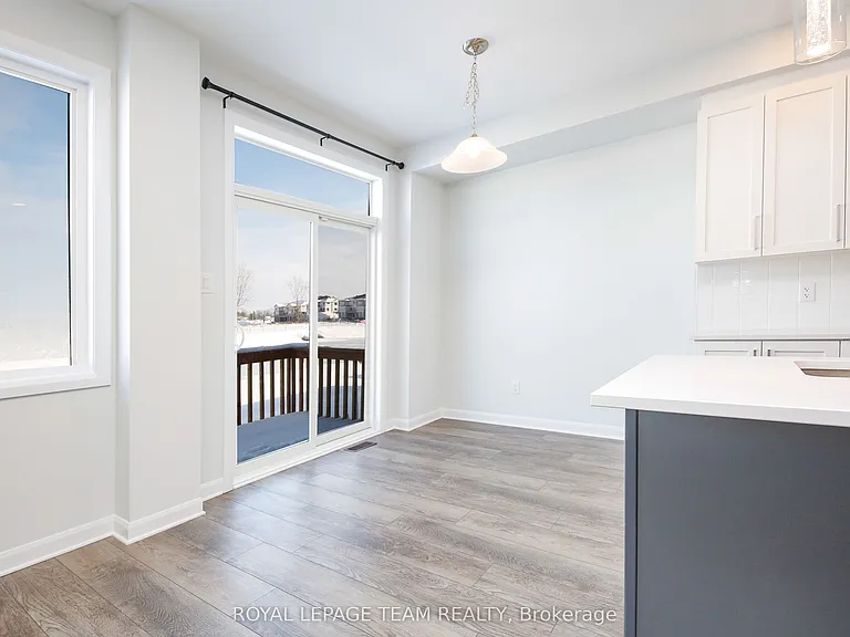 645 Hamsa St — Photo 17