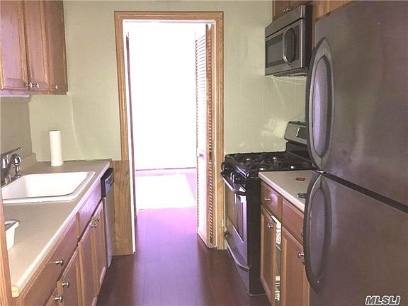 3rd image of 530 Dubois Ave APT 9C