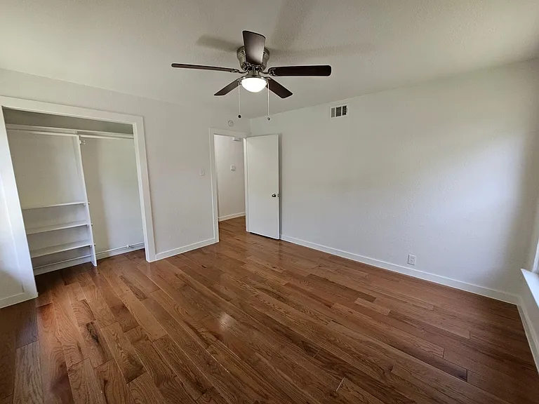 2402 Housley Dr — Photo 18