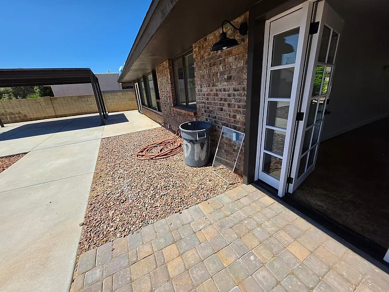 1731 E Redfield Rd — Photo 44