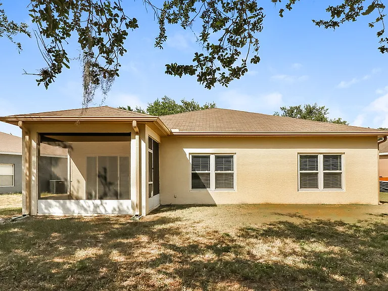 742 Star Pointe Dr — Photo 16