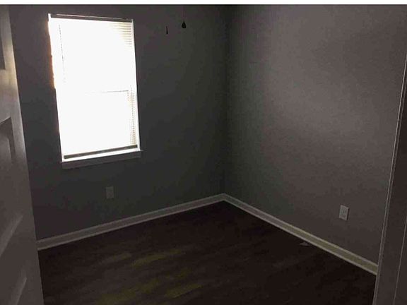 5th image of 807 N 5th St