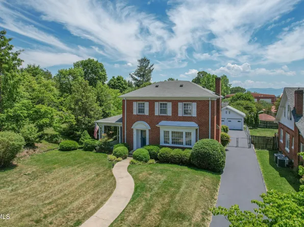 612 Lawrence Ave, Bristol, VA 24201