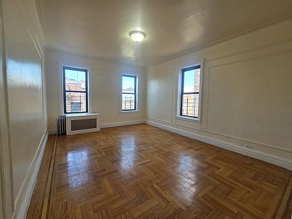 2nd image of 3165 Decatur Ave APT 11E