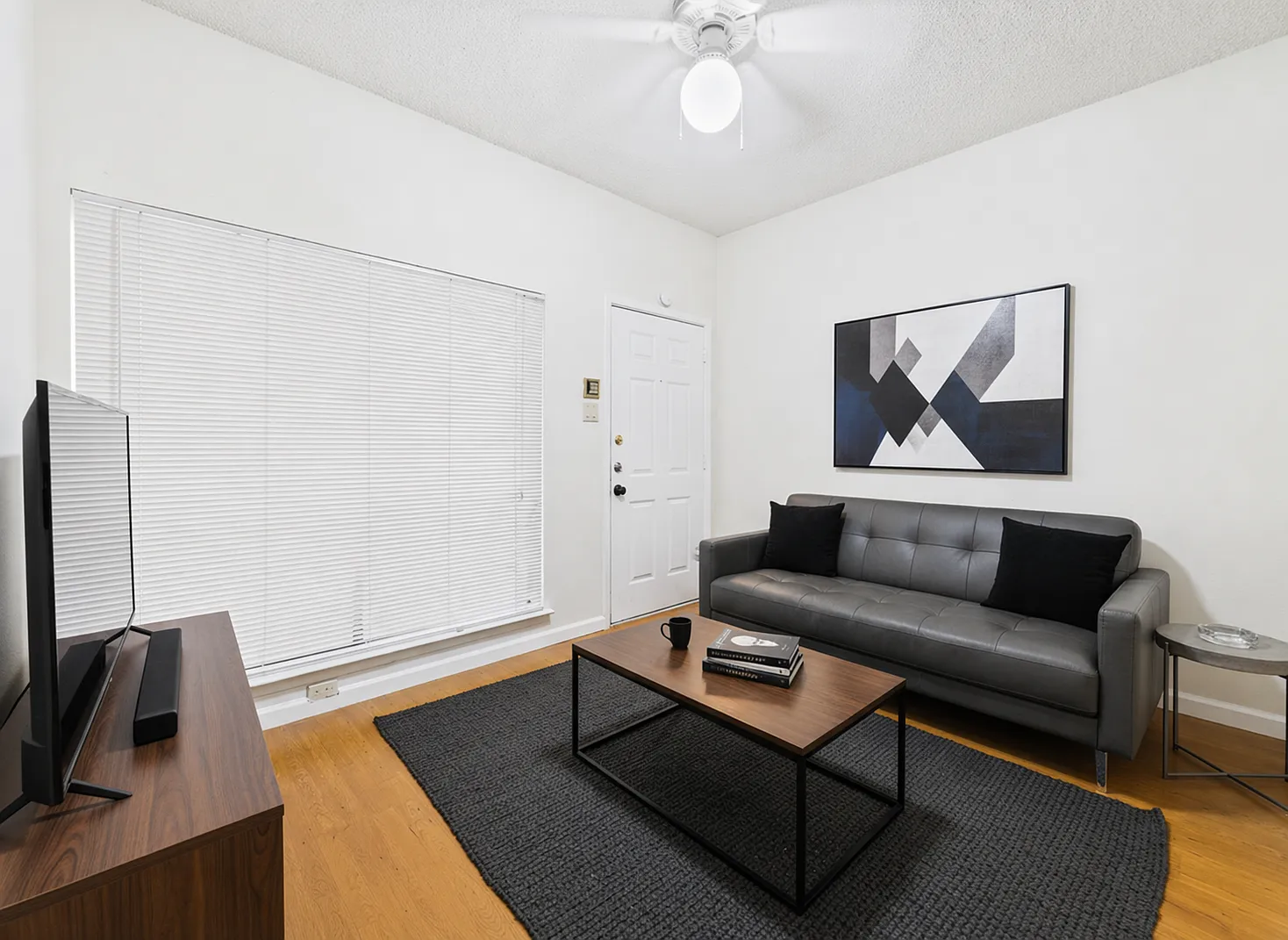2815 Rio Grande St Apt 109 — Photo 1