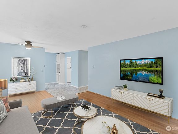 4th image of 4815 180th St