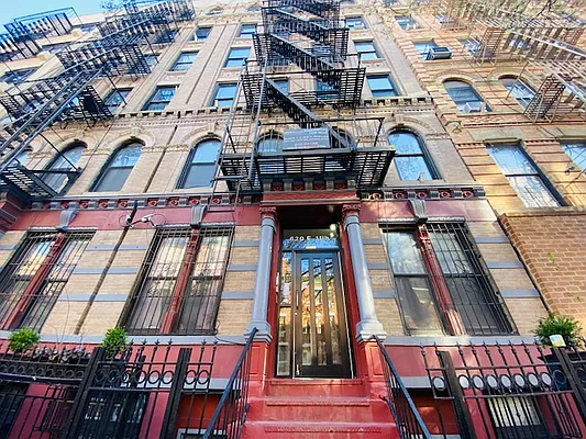 Rented by Highline Residential | media 28