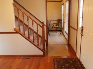 59281 High Pointe Dr, South Bend, IN 46614