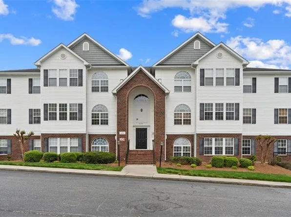 4320 Cedarcroft Ct APT 1D, Greensboro, NC 27409