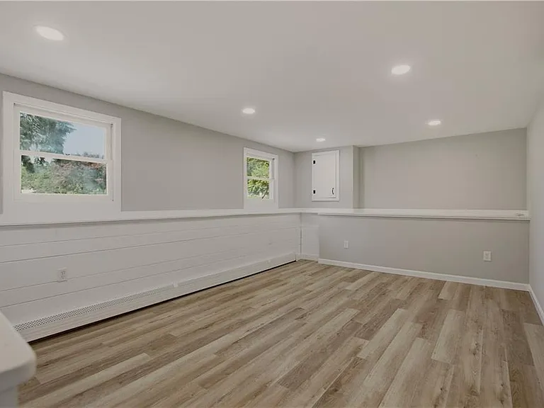49 Dexter St — Photo 31