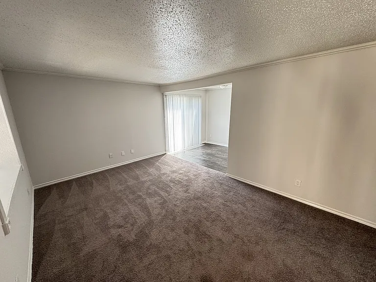 Le Montreaux Apartments — Photo 62