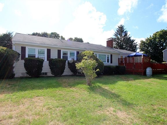 3rd image of 133 Main St