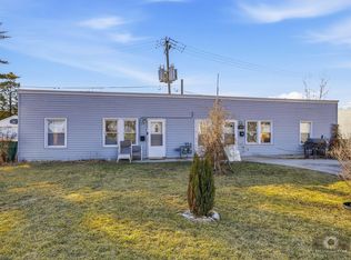 (Undisclosed Address), Crest Hill, IL 60403