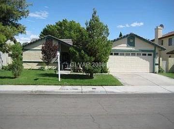 1st image of 360 Esquina Dr