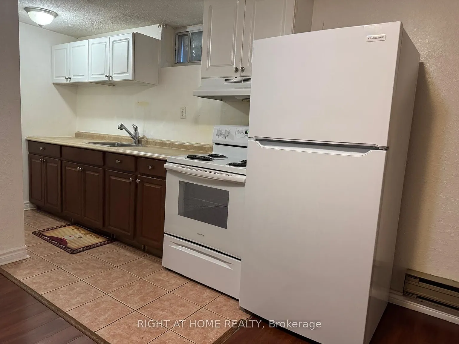 2 bed, $1,700 — Photo 4