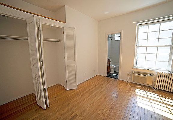 4th image of 1568 2nd Ave #5SPH