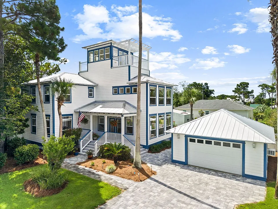 92 Cypress Breeze Dr