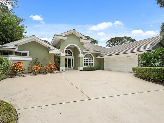 2nd image of 6581 SE Baltusrol Terrace
