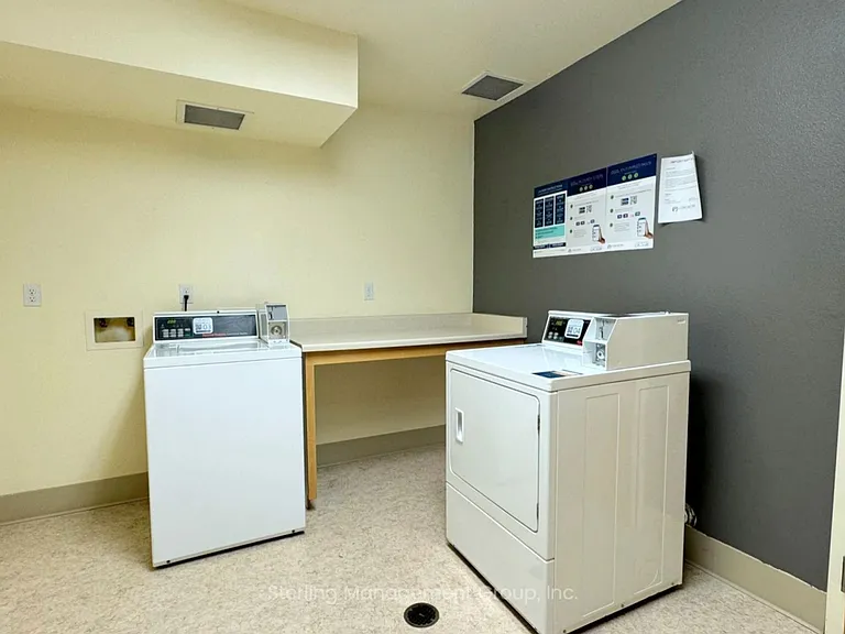 2200 NW Jackson Ave #214 — Photo 8