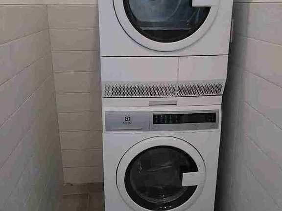 4th image of 259 Kosciuszko St #3