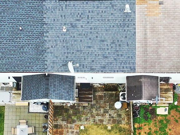 5th image of 311 Willowbrook Ct