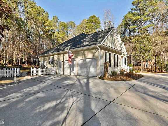 5th image of 120 Glenwood Chase