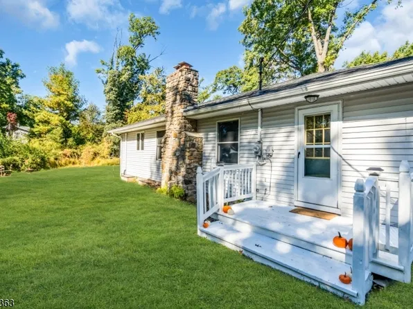 632 Dorothy Ln, Roxbury Twp., NJ 07850