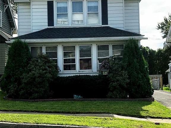 2nd image of 121 Kuhl Ave #23
