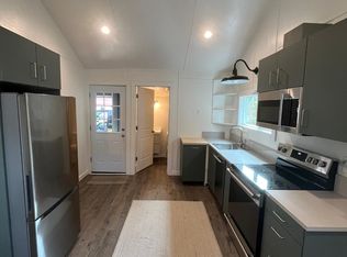 416 SW Alder St #2, Newport, OR 97365