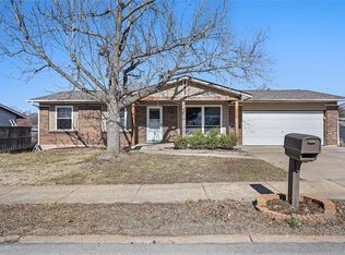4117 McClay Rd, Saint Charles, MO 63304
