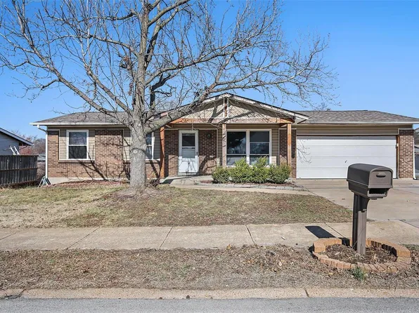 4117 McClay Rd, Saint Charles, MO 63304