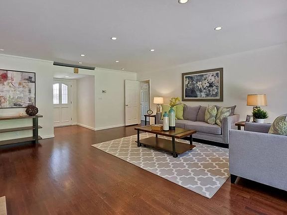 5th image of 1609 English Dr