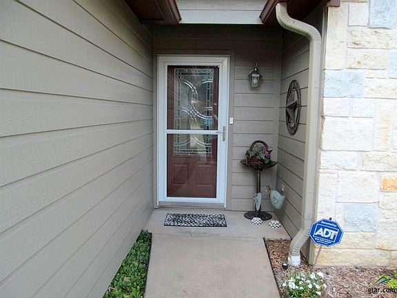 4th image of 807 Eastfield Dr
