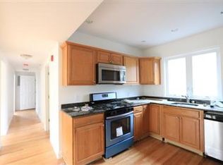 7 Lewis St #2S, Somerville, MA 02143