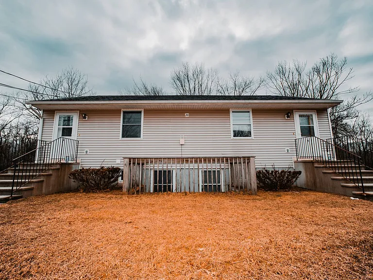 101 S Eagleville Rd — Photo 20