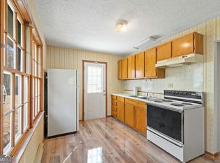 154 Stag Run Dr, Mansfield, GA 30055