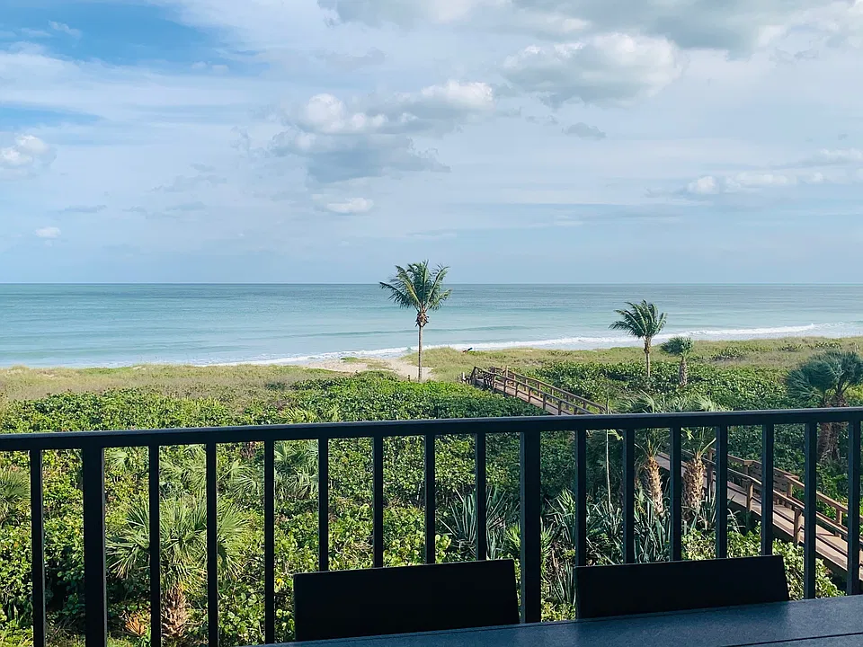 3150 N Highway A1A #404