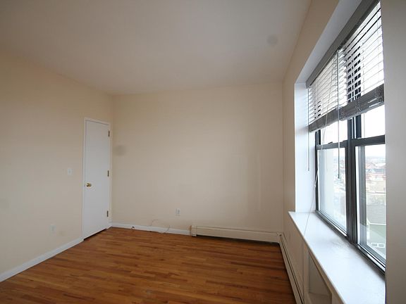 3rd image of 39 E Broadway #2