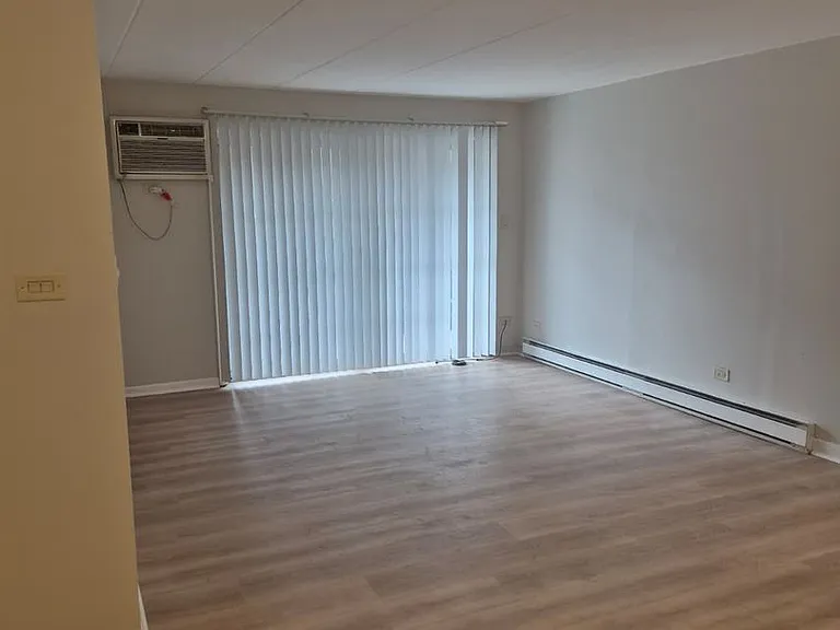 7855 S Kedzie Ave #2D — Photo 5