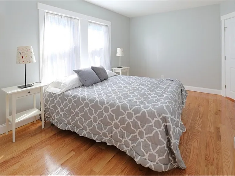 28 2nd St #2 — Photo 10