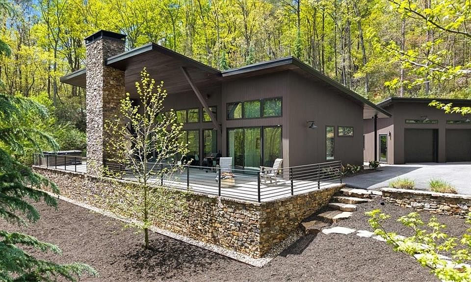 1st image of 545 Cowart Mountain Rd