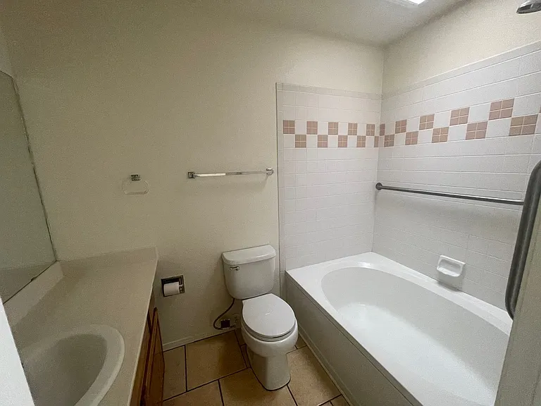 4300 Saddlewood Trl SE — Photo 17