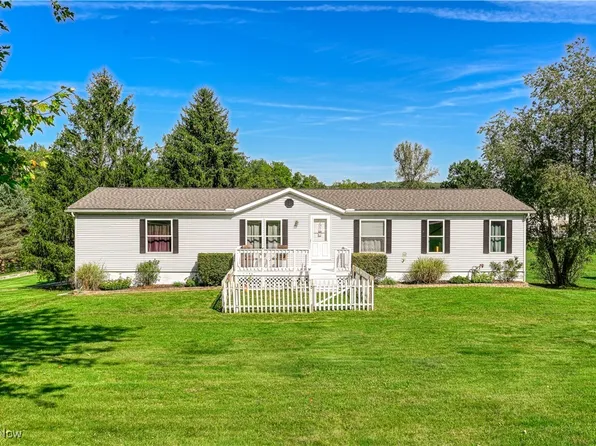 685 W Comet Rd, Clinton, OH 44216