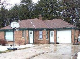 4219 Lakeshore Rd, Sheboygan, WI 53083