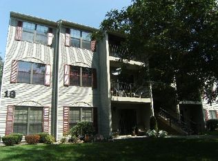 97 Sussex Pl #1303, Galloway, NJ 08205
