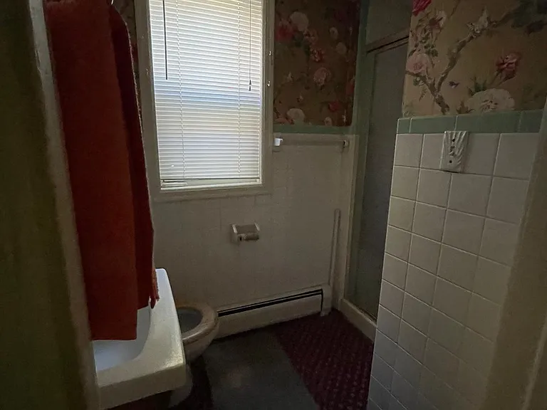 16 Prairie Ave #1 — Photo 9