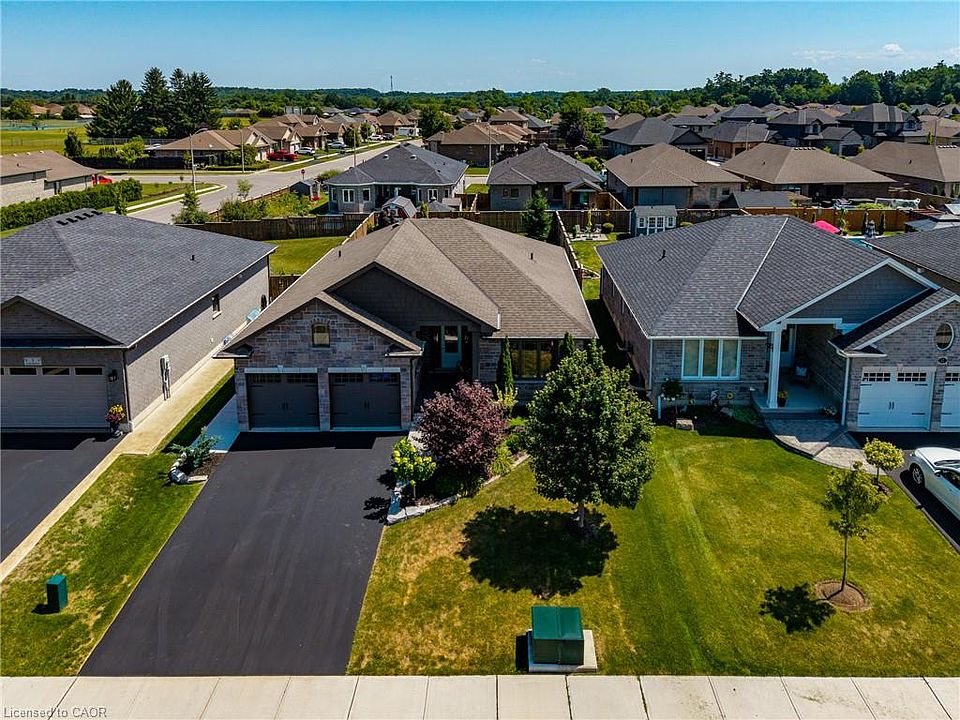 1st image of 7 Stonebridge Pl
