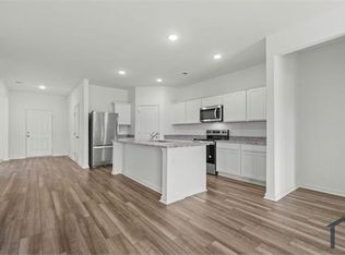 1270 Herring Dr, Forney, TX 75126